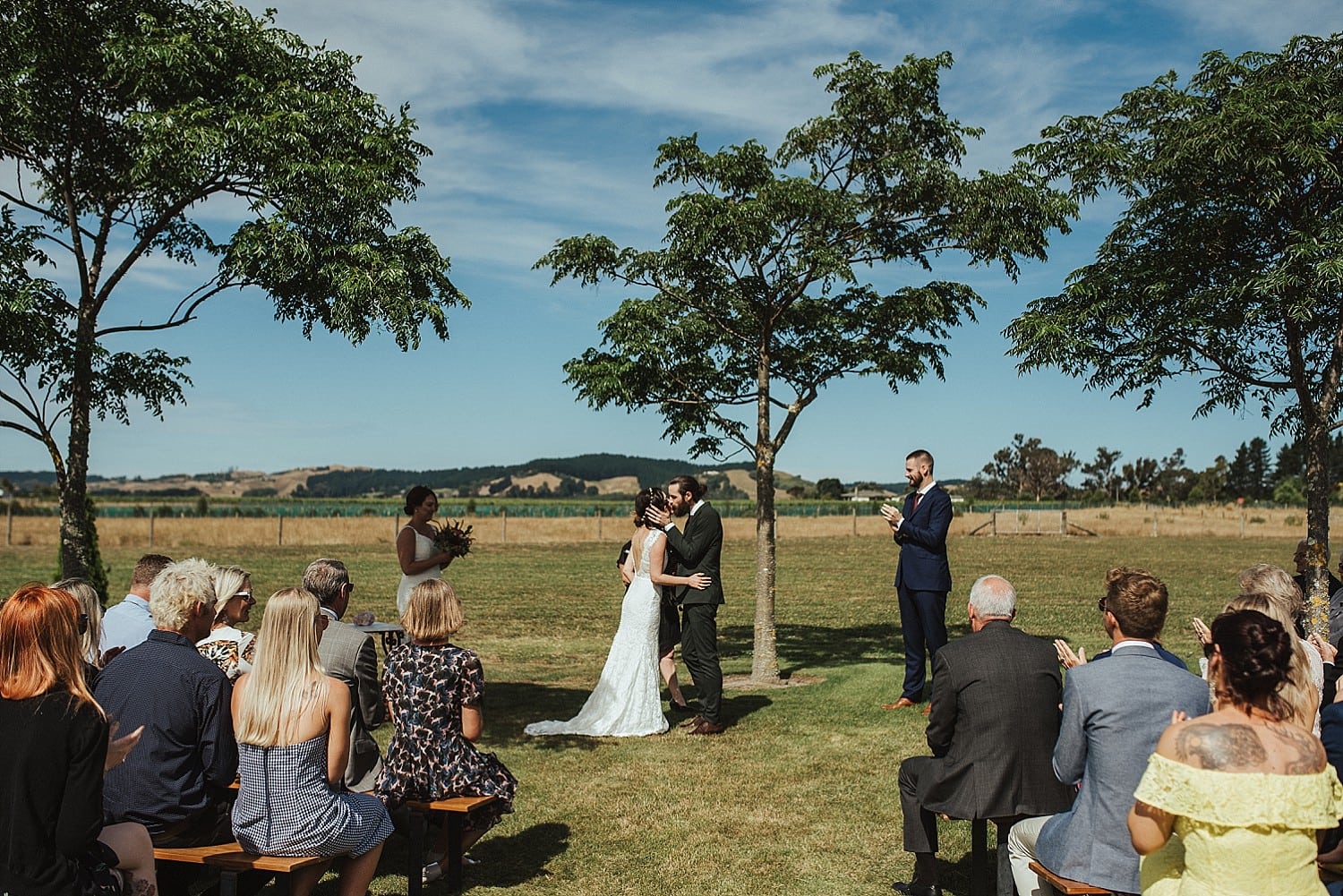 Tash & Matt - Red Barrel Winery Wedding, Hawke's Bay | www.meredithlord.com