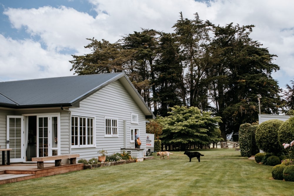 Kate & Shay - Feilding Farm Wedding | www.meredithlord.com