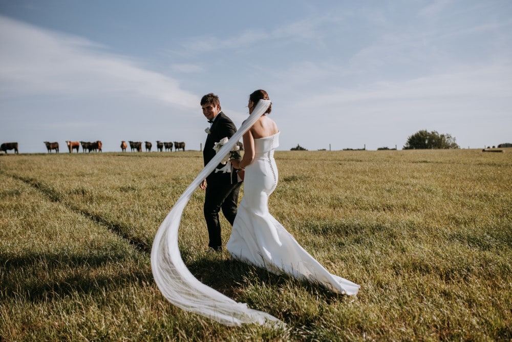 Kate & Shay - Feilding Farm Wedding | www.meredithlord.com
